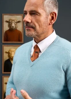 Hampshire Lambswool Jumper In Blue Seal - Classic Fit -Elegant Wear World 050A65 HAMPSHIRE CLASSIC SADDLE SHOULDER VEE BLUE SEAL 03