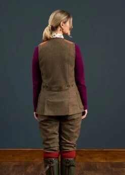 Combrook Ladies Tweed Shooting Waistcoat In Willow - Regular Fit -Elegant Wear World Combrook Ladies Tweed Shooting Waistcoat Willow 3