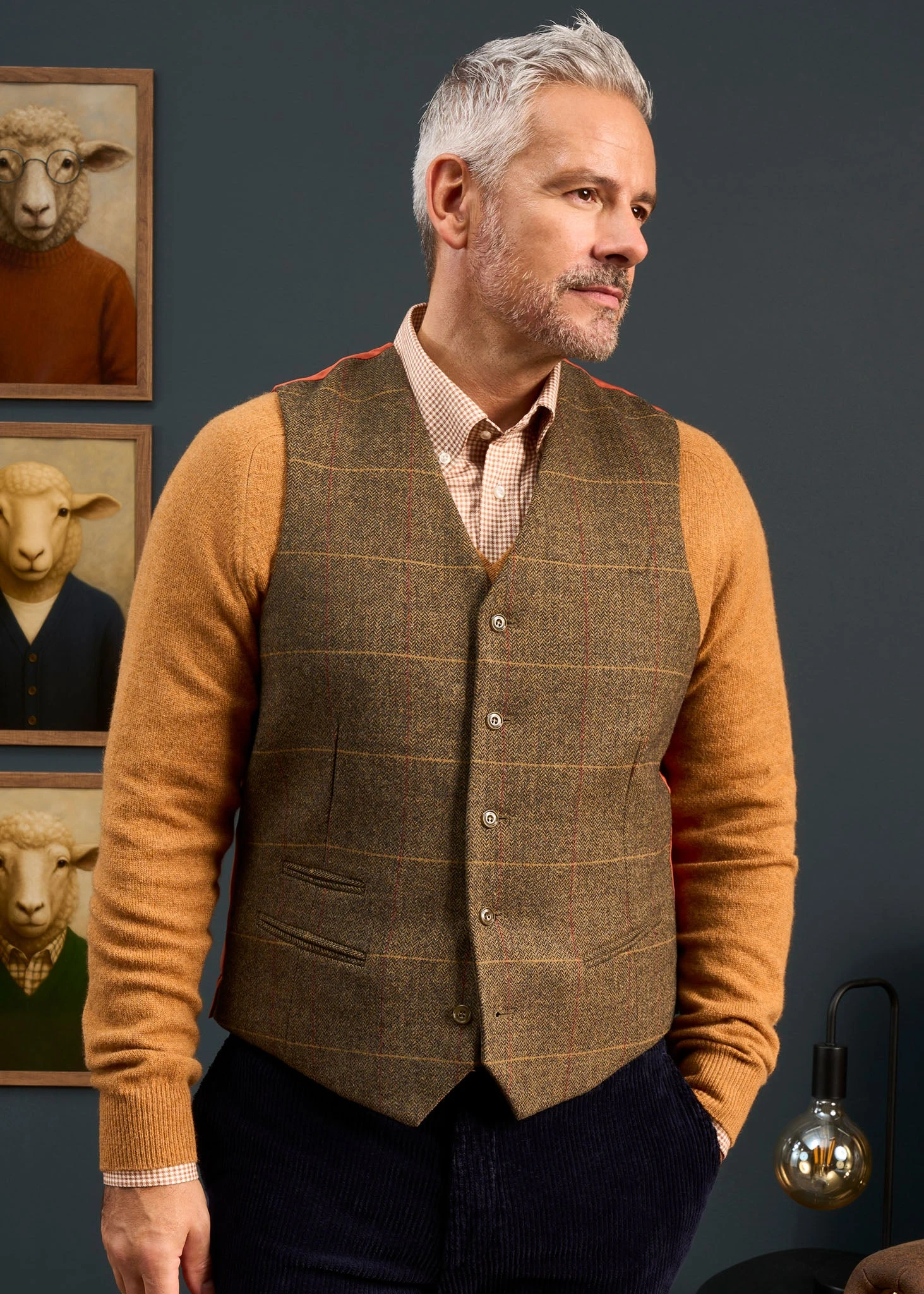 Combrook Men's Tweed Lined-Back Waistcoat In Teak - Regular Fit 3 Combrook Men's Tweed Lined-Back Waistcoat In Teak - Regular Fit - Image 3