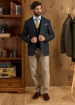 Surrey Tweed Lined Blazer In Green Check - Regular Fit 13 Surrey Tweed Lined Blazer In Green Check - Regular Fit -Elegant Wear World Cornwall Lambswool Cardigan Mens Dark Navy 6 344d1698 1b30 472b 8bc4 6430c98d7b2b