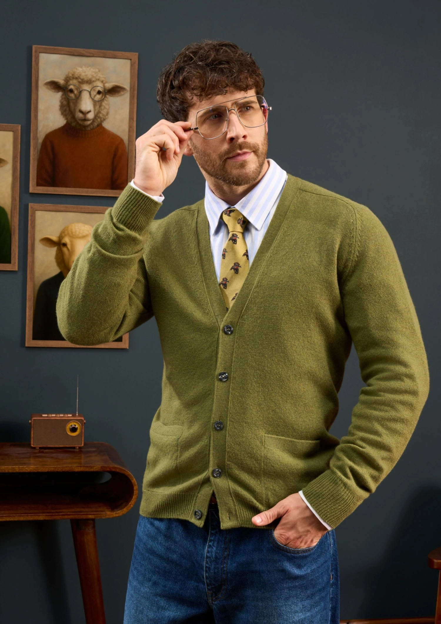 Cornwall Lambswool Cardigan In Green Bean - Classic Fit 4 Cornwall Lambswool Cardigan In Green Bean - Classic Fit - Image 4