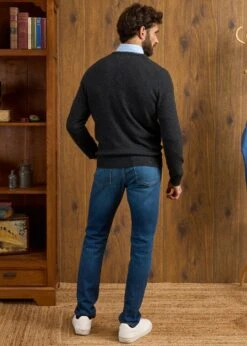 Dorset Men's Lambswool Jumper In Charcoal - Classic Fit -Elegant Wear World Dorset Mens Lambswool Jumper Charcoal 4