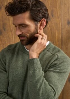 Dorset Men's Lambswool Jumper In Landscape - Classic Fit 11 Dorset Men's Lambswool Jumper In Landscape - Classic Fit -Elegant Wear World Dorset Mens Lambswool Jumper Landscape 6