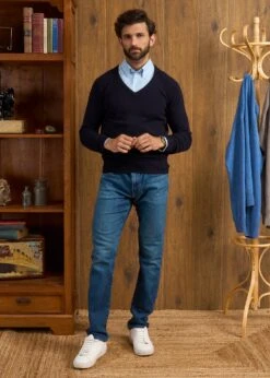 Hampshire Lambswool Jumper In Navy - Classic Fit -Elegant Wear World Hampshire Lambswool Jumper Navy 1
