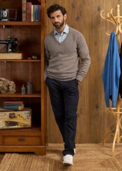 Hampshire Lambswool Jumper In Vole - Classic Fit 9 Hampshire Lambswool Jumper In Vole - Classic Fit -Elegant Wear World Hampshire Lambswool Jumper Vole 1