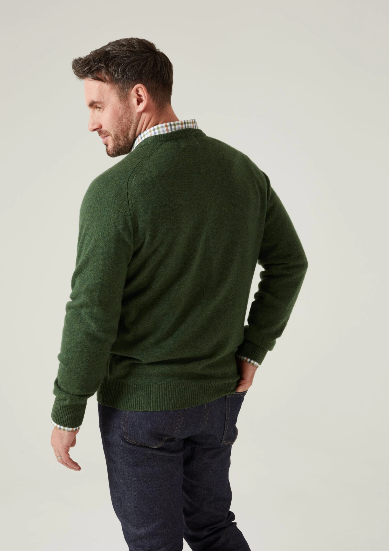 Hampshire Lambswool Jumper In Rosemary - Classic Fit 4 Hampshire Lambswool Jumper In Rosemary - Classic Fit - Image 4