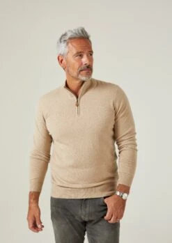 Hanbury Cashmere Zipped Mock Neck Jumper In Linen - Regular Fit -Elegant Wear World Hanbury Mens Cashmere Quarter Zip Linen 1