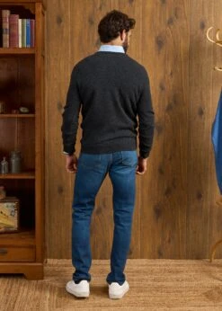 Kilsyth Men's Lambswool Jumper In Charcoal - Regular Fit -Elegant Wear World Kilsyth Lambswool Vee Neck Jumper Charcoal 4