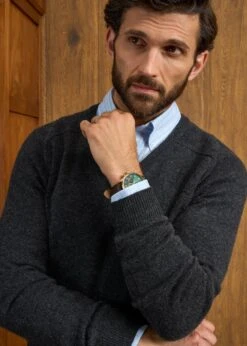 Kilsyth Men's Lambswool Jumper In Charcoal - Regular Fit -Elegant Wear World Kilsyth Lambswool Vee Neck Jumper Charcoal 5