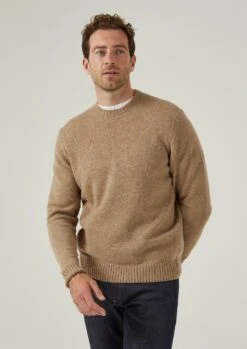 Kinnadie Supersoft Shetland Jumper In Pale Oak - Regular Fit 8 Kinnadie Supersoft Shetland Jumper In Pale Oak - Regular Fit -Elegant Wear World Kinnadie mens supersoft shetland jumper pale oak 4