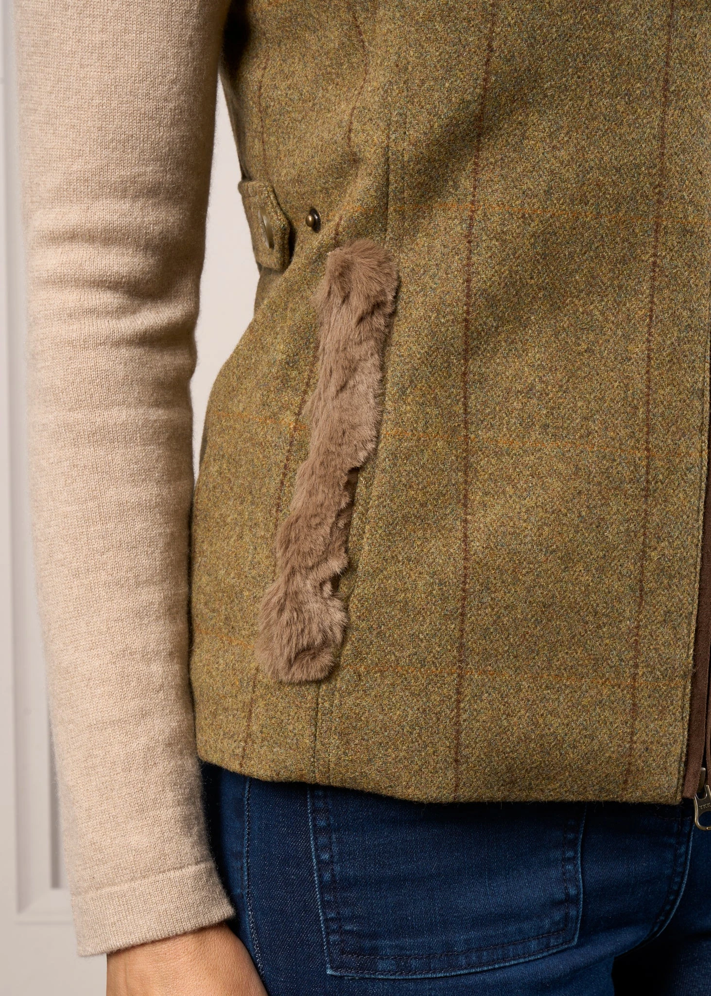 Combrook Ladies Tweed Gilet In Grove - Regular Fit 9 Combrook Ladies Tweed Gilet In Grove - Regular Fit - Image 9