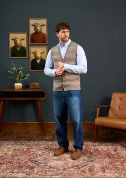 Maywick Men's Lambswool Fair Isle Waistcoat In Vole -Elegant Wear World Lambswool Fairisle Kinitted Slipover Vole 5