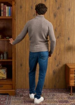 Landford Men's Lambswool Buttoned Jumper In Vole - Regular Fit 9 Landford Men's Lambswool Buttoned Jumper In Vole - Regular Fit -Elegant Wear World Landford Cable Lambswool Cardigan Vole 3