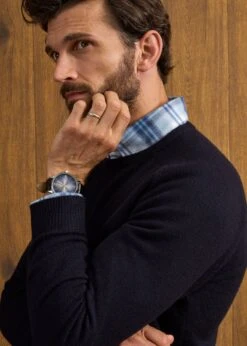 Lenzie Men's Lambswool Jumper In Navy Jumper - Regular Fit -Elegant Wear World Lenzie Lambswool Crew Neck Jumper Navy 5