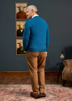 Millbreck Men's Merino Wool Jumper In Bottle Blue - Regular Fit -Elegant Wear World MILLBRECK VEE NECK BOTTLE BLUE 04