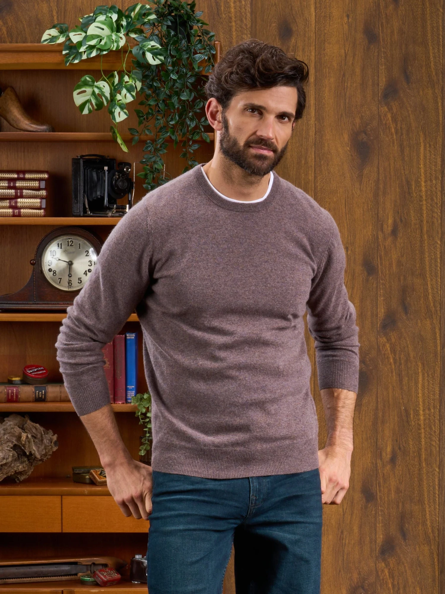 Men's Geelong Lambswool Crew Neck Jumper In Mahogany - Regular Fit 2 Men's Geelong Lambswool Crew Neck Jumper In Mahogany - Regular Fit - Image 2