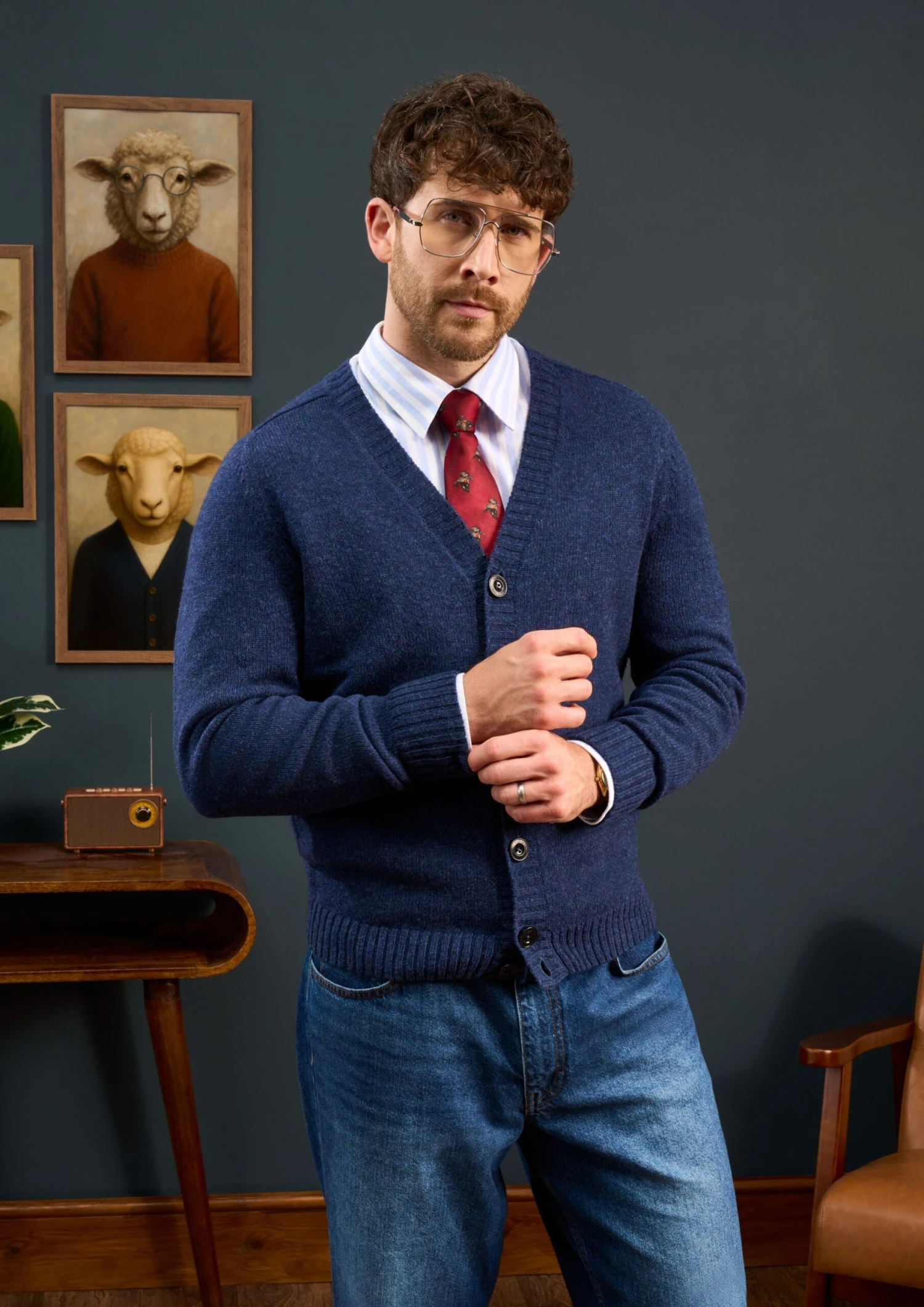 Kinloch Men's Shetland Wool Cardigan In Indigo 2 Kinloch Men's Shetland Wool Cardigan In Indigo - Image 2