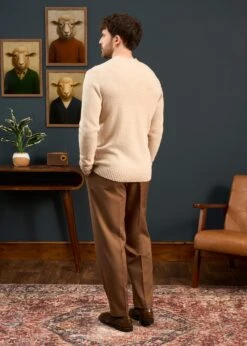 Kinnadie Supersoft Shetland Almond Jumper - Regular Fit -Elegant Wear World Mens Shetland Wool Jumper In Cream White 3