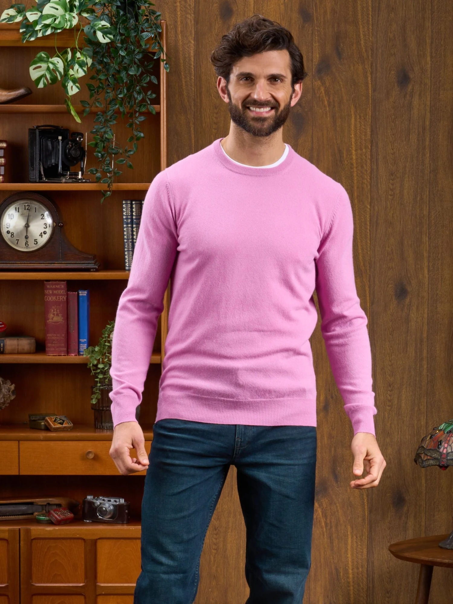 Men's Geelong Lambswool Crew Neck Jumper In Pink Haze - Regular Fit 2 Men's Geelong Lambswool Crew Neck Jumper In Pink Haze - Regular Fit - Image 2