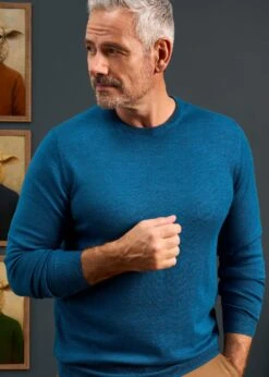 Radstone Men's Merino Wool Jumper In Bottle Blue - Regular Fit 9 Radstone Men's Merino Wool Jumper In Bottle Blue - Regular Fit -Elegant Wear World RADSTONE CREW NECK BOTTLE BLUE 02