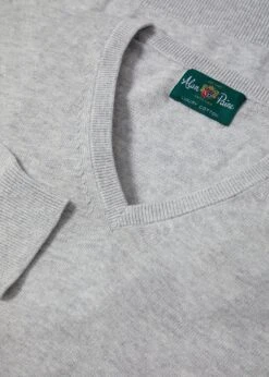 Rothwell Cotton Cashmere Jumper In Dove -Elegant Wear World Rothwell Cotton Cashmere Vee Neck Jumper Grey