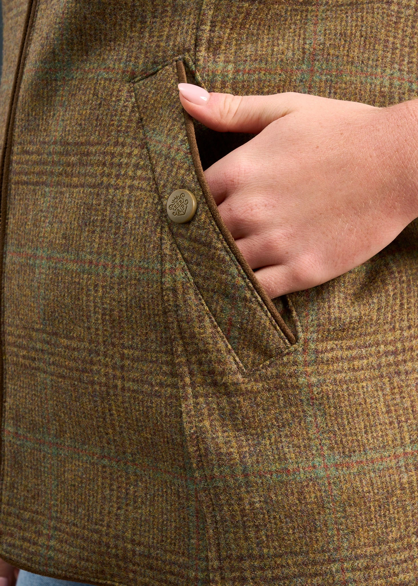 Surrey Ladies Tweed Gilet In Marsh 6 Surrey Ladies Tweed Gilet In Marsh - Image 6