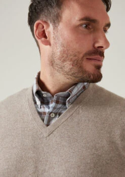 Albury Geelong Wool Jumper In Mushroom - Regular Fit -Elegant Wear World albury geelong wool jumper mushroom 5