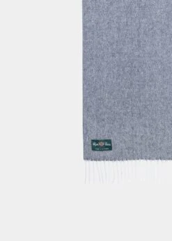 Kinross Cashmere Herringbone Scarf In Silver -Elegant Wear World mens cashmere herringbone scarf silver 2